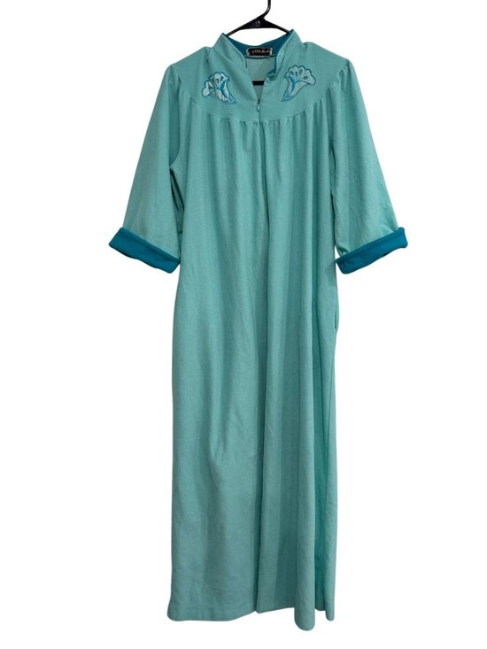 vassarette Other - Vintage Vassarette Large Light Blue Embroidered Zip Housecoat Robe Cottagecore